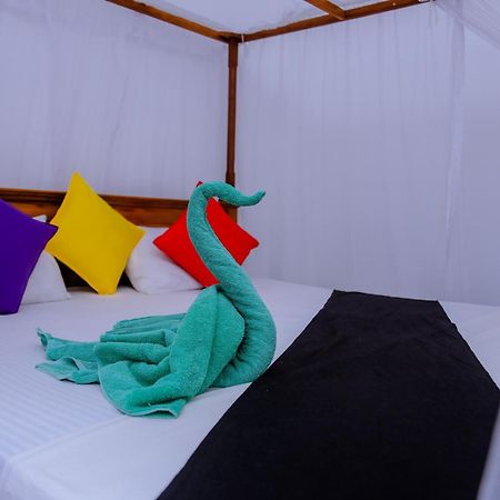 Bed and Breakfast Sajana Ocean Hill Mirissa Exterior foto