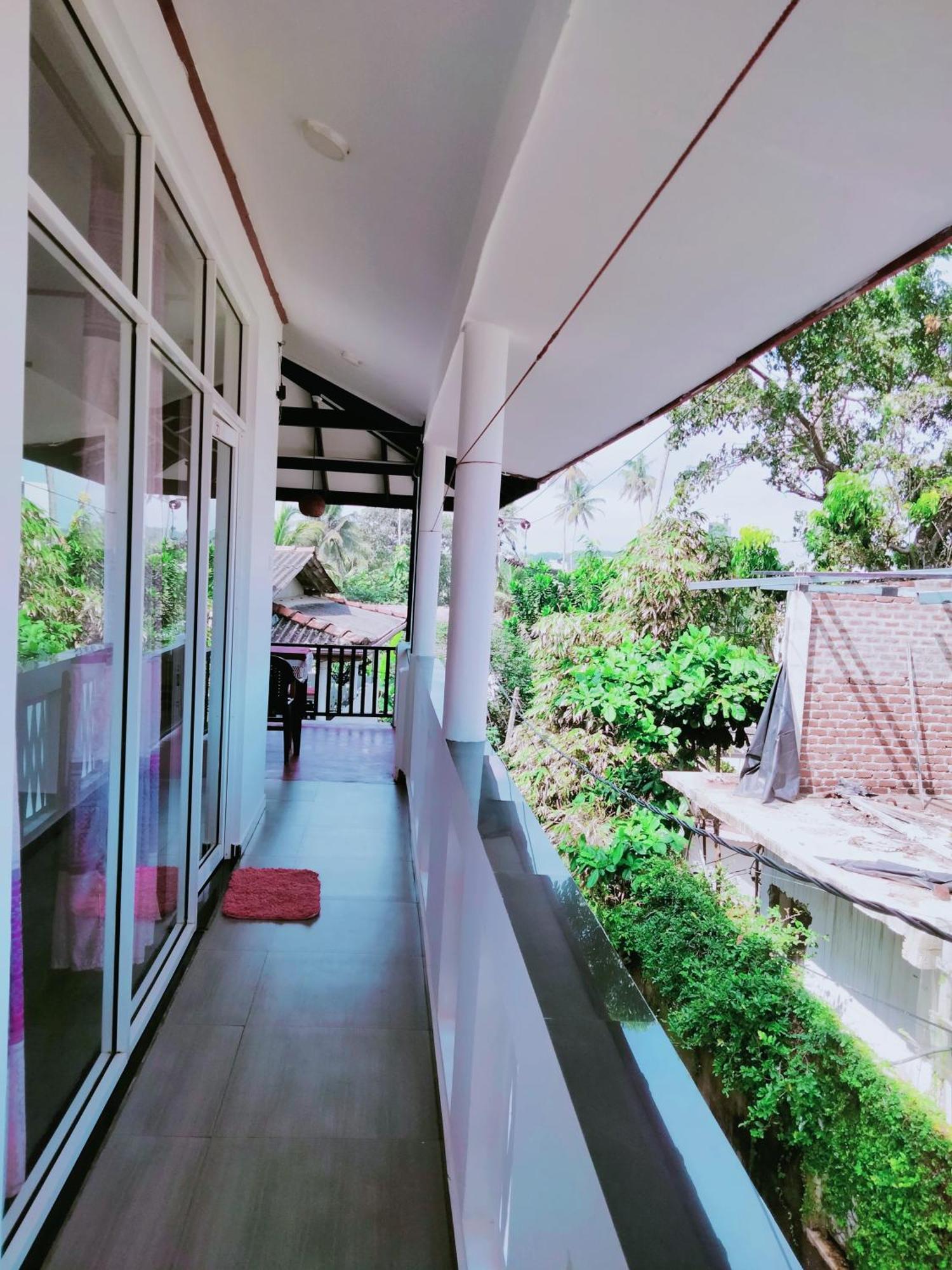 Bed and Breakfast Sajana Ocean Hill Mirissa Zimmer foto